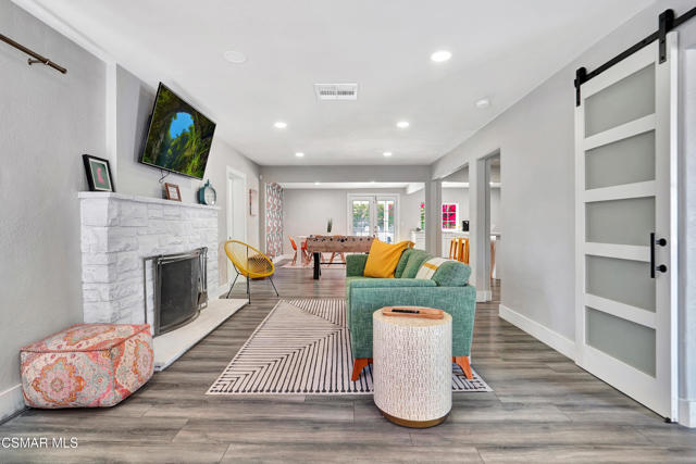 677 S Highland Drive, Palm Springs CA: https://media.crmls.org/mediaz/eb3c6ecf-85b0-418d-b988-4ddbb0d2e773.jpg