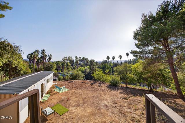 1195 Rancho Court, Ojai CA: https://media.crmls.org/mediaz/eb3cacda-4394-4997-a4dd-847f6e007819.jpg