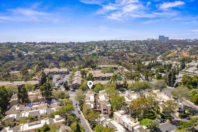 8451 Via Mallorca Unit 31, La Jolla CA: https://media.crmls.org/mediaz/eb3ce065-cfa9-43e0-b84d-61a9bfda0f5d.jpg
