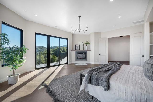 8772 Foxglove Court, Gilroy CA: https://media.crmls.org/mediaz/eb3d4a33-bce4-47c4-8d82-5d44ee8d9063.jpg
