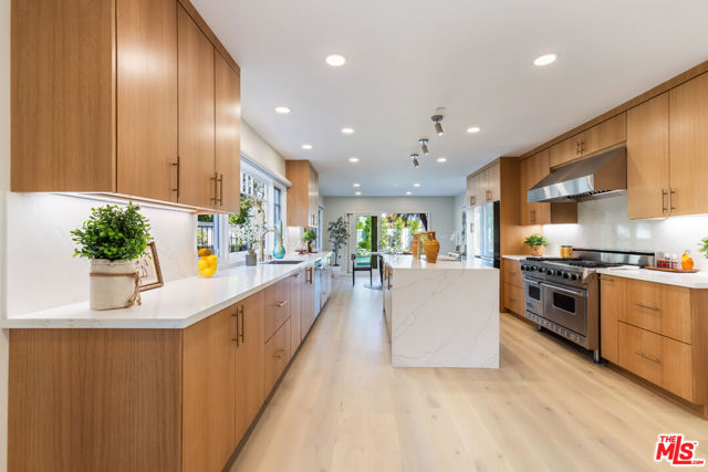 Drew Fenton | 509 Wynola Street Pacific Palisades CA | MLS: 7365865 Drew Fenton | 509 Wynola Street Pacific Palisades CA | MLS: 7365865