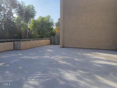 4041 Via Marisol, Los Angeles CA: https://media.crmls.org/mediaz/eb3f3f15-5616-4ed4-a9bf-af837886d23f.jpg