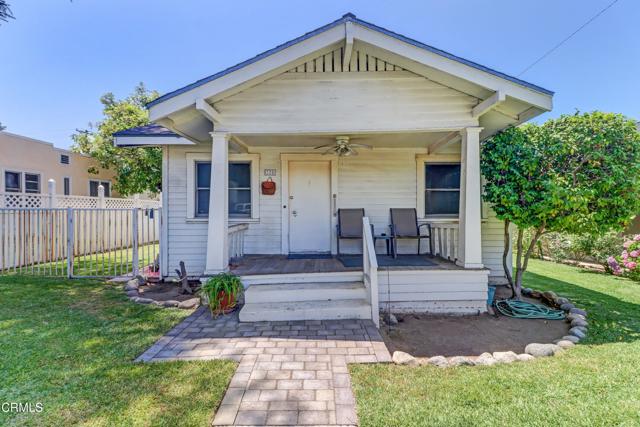 320 W Lemon Avenue, Monrovia CA: https://media.crmls.org/mediaz/eb3f96a7-546b-49c8-b7bc-2824e20b6332.jpg