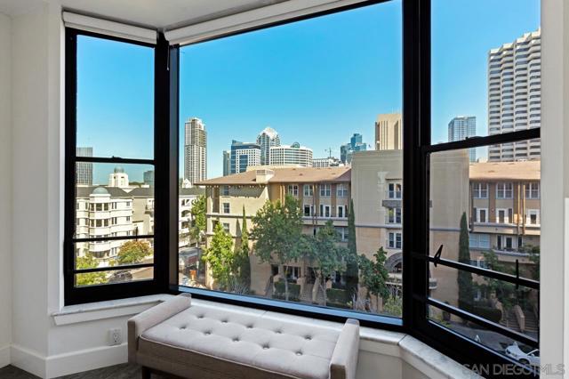 500 W Harbor Dr, San Diego CA: https://media.crmls.org/mediaz/eb3fbf22-55bd-417e-aa6a-3448a40a8535.jpg