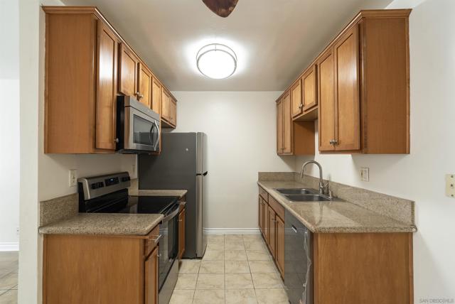 1386 E Madison Ave, El Cajon CA: https://media.crmls.org/mediaz/eb410cae-2543-41b6-b567-ce8fe77825a8.jpg