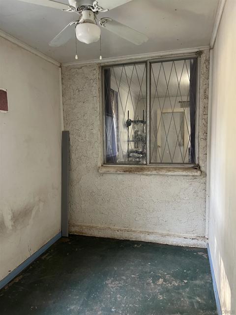 30247 Chihuahua Valley Road, Warner Springs CA: https://media.crmls.org/mediaz/eb41c59e-776e-4e00-90a7-043f2ac064db.jpg