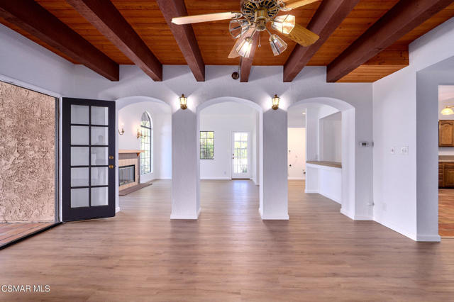 751 Wildwood Avenue, Thousand Oaks CA: https://media.crmls.org/mediaz/eb42997c-5685-4b9a-9161-ba4c7eb67bff.jpg