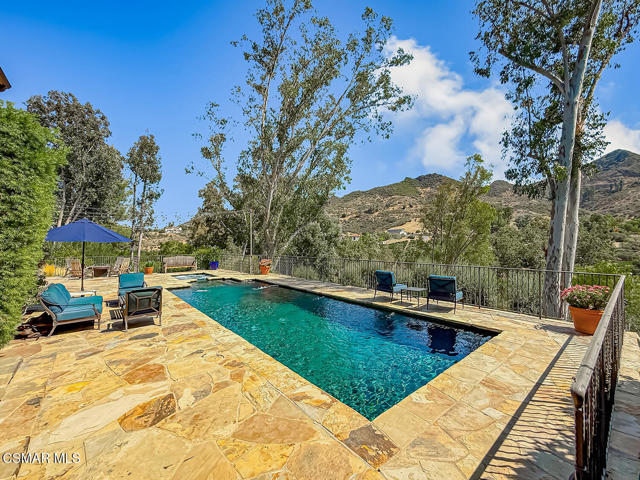 31145 Lobo Vista Road, Agoura Hills CA: https://media.crmls.org/mediaz/eb43707b-d51a-4788-89a7-da4a76377eab.jpg