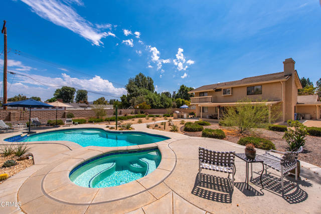 3042 Omega Avenue, Simi Valley CA: https://media.crmls.org/mediaz/eb4386a1-0a55-4346-88c2-96b50813e291.jpg