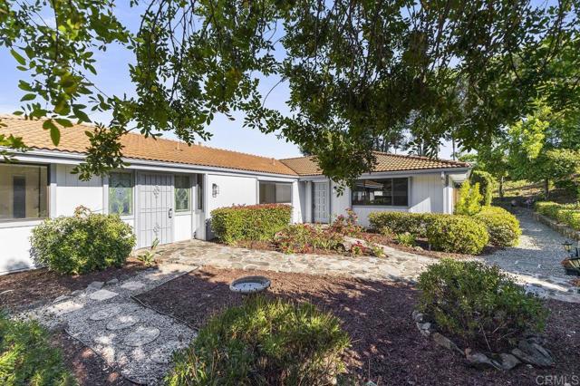 Detail Gallery Image 35 of 54 For 9613 Meadow Mesa Dr, Escondido,  CA 92026 - 4 Beds | 2/1 Baths