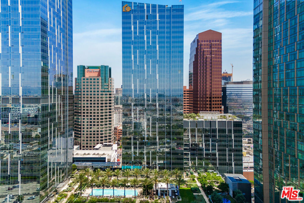 877 Francisco Street #508