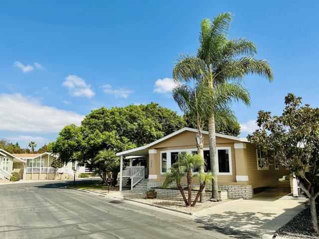 3445 Don Ortega Drive, Carlsbad CA: https://media.crmls.org/mediaz/eb45bca2-2119-4387-8690-04fb089e8422.jpg