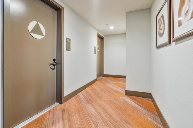 400 El Camino Real, Belmont CA: https://media.crmls.org/mediaz/eb469844-861a-4aa6-9f89-86bc0722c217.jpg