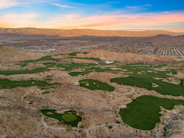 71120 Oasis Trail, Palm Desert CA: https://media.crmls.org/mediaz/eb47efe7-3d11-40a0-9467-d571788df691.jpg