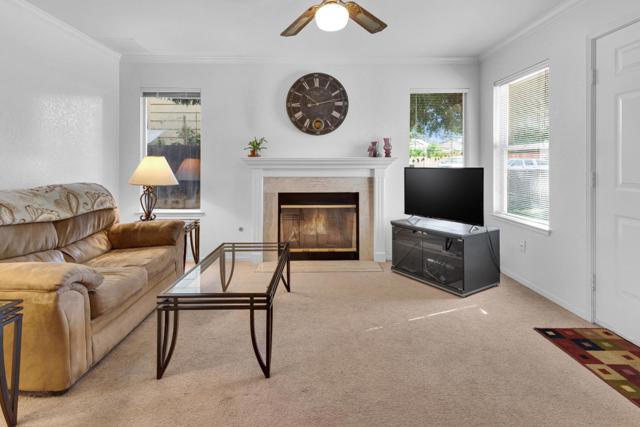 310 Mustang Court, King City CA: https://media.crmls.org/mediaz/eb48490b-4299-4181-9c32-ac4c8437d72b.jpg