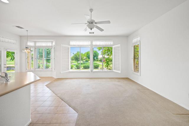 44660 S Heritage Palms Drive, Indio CA: https://media.crmls.org/mediaz/eb48c300-533e-4f8a-8ebc-53665249e85c.jpg