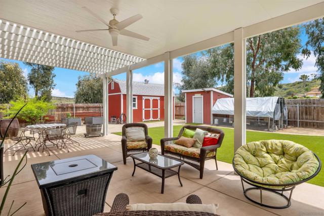 12845 Golden Way, Poway CA: https://media.crmls.org/mediaz/eb4bb16b-ba4f-4e27-9122-5883075d12d7.jpg