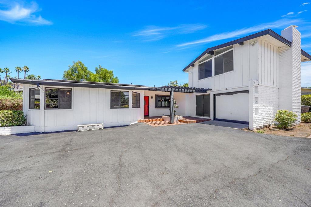 1860 Greenfield Drive