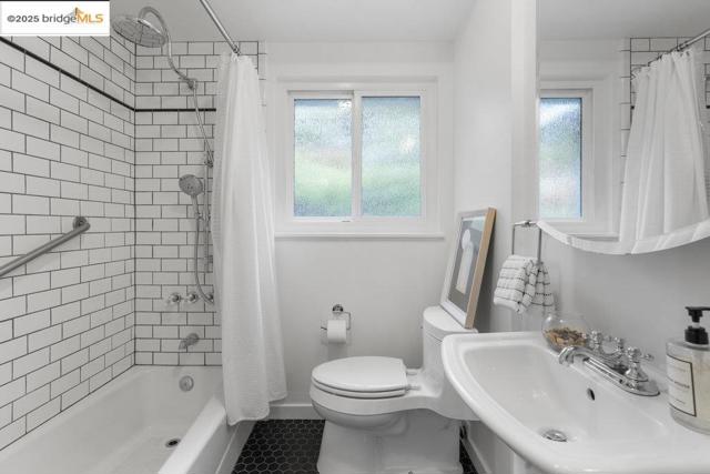 MLS #41116059 image #28