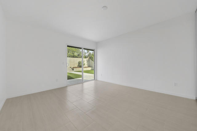 2800 E San Juan Road, Palm Springs CA: https://media.crmls.org/mediaz/eb505b3c-1b34-4e71-89f0-383c9031bb86.jpg
