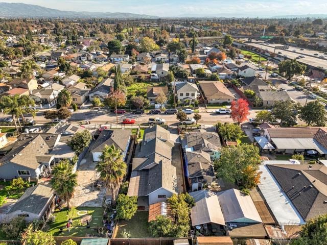 1539 E San Fernando Street, San Jose CA: https://media.crmls.org/mediaz/eb5118b9-c967-4959-9f2d-5b243b9ffe4b.jpg