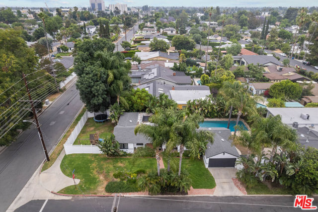 14253 Collins Street, Los Angeles CA: https://media.crmls.org/mediaz/eb5130f7-5855-44d8-bd75-fb400ffa0f7c.jpg