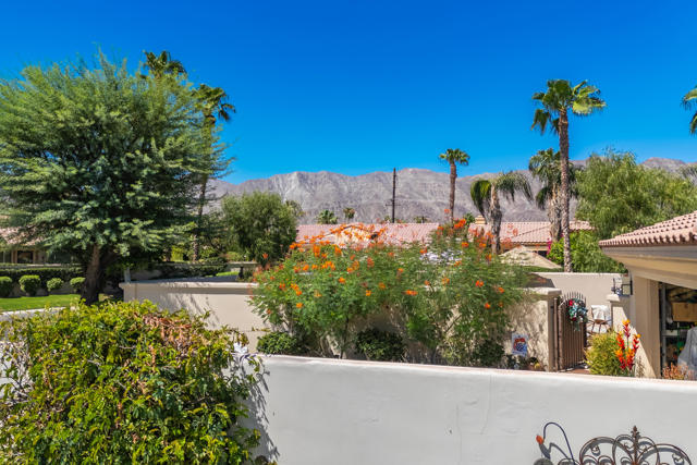 78858 Breckenridge Drive, La Quinta CA: https://media.crmls.org/mediaz/eb51b4a5-7808-43ba-ae0f-1bf825de308b.jpg