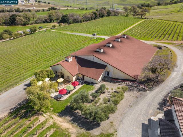 633 Kalthoff Cmn, Livermore CA: https://media.crmls.org/mediaz/eb520458-d223-4257-be96-4cb1fc4fe508.jpg