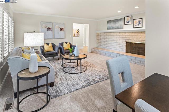 25631 Paul Ct, Hayward CA: https://media.crmls.org/mediaz/eb52a56f-86f4-4895-9f1a-760fff1c7009.jpg