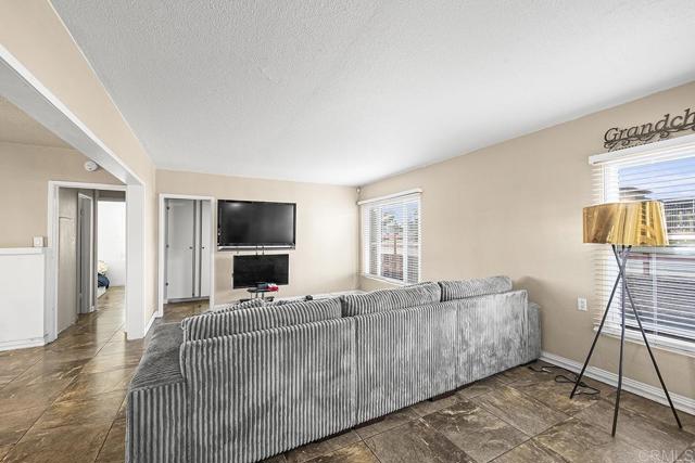 Image 2 of 12 For 5909 Albemarle St