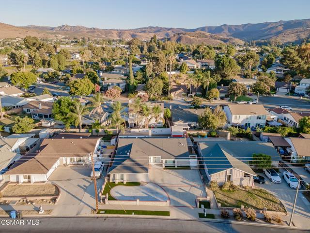 2760 Royal Avenue, Simi Valley CA: https://media.crmls.org/mediaz/eb53e524-1aaa-4328-a7f0-ec747ae87aba.jpg