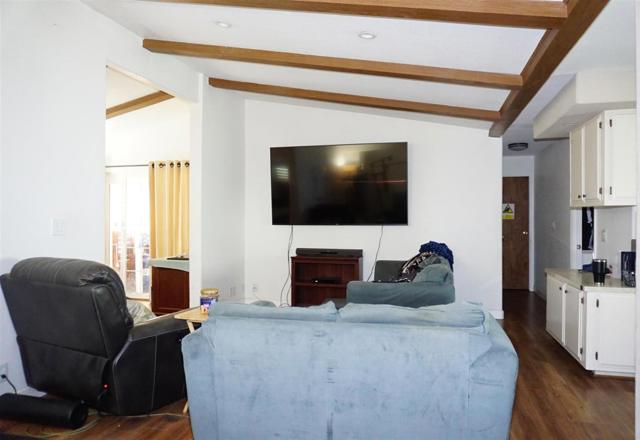 4271 N First Street, San Jose CA: https://media.crmls.org/mediaz/eb54bcf0-ec40-499d-a155-843524d73a93.jpg