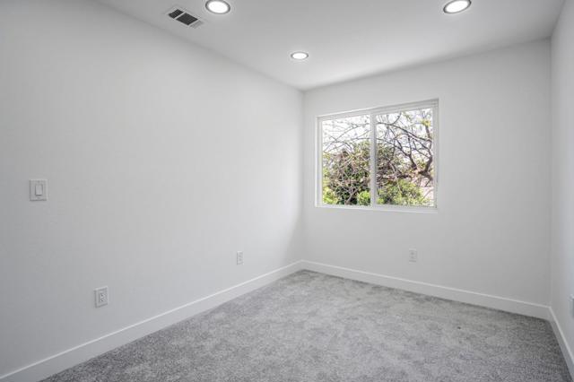 109 Maple Street, Vacaville CA: https://media.crmls.org/mediaz/eb55628e-6999-447b-99f2-479df421ee85.jpg