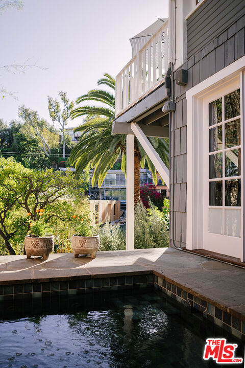 1954 Pinehurst Road, Los Angeles CA: https://media.crmls.org/mediaz/eb5621b4-7933-4f2d-9686-5382f8dca59e.jpg