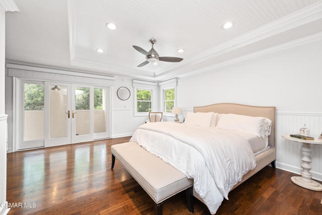 1211 Ridgecrest Place, Westlake Village CA: https://media.crmls.org/mediaz/eb564772-a377-4ea7-8fa6-31e95e79feab.jpg