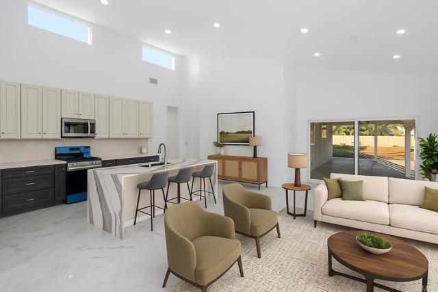 Detail Gallery Image 4 of 38 For 10473 Towns, Lakeside,  CA 92040 - 4 Beds | 2/1 Baths