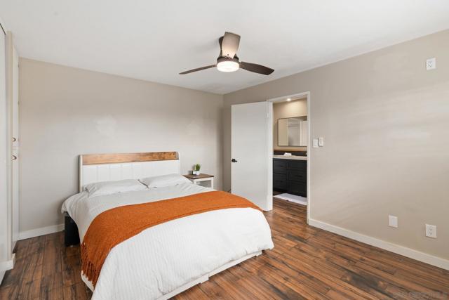 4521 Hawley Blvd, San Diego CA: https://media.crmls.org/mediaz/eb57c279-1e37-4c04-9eca-ee68e788651f.jpg
