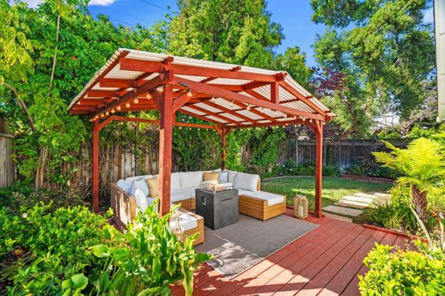 207 Brooklyn Avenue, San Jose CA: https://media.crmls.org/mediaz/eb5860fb-2a86-43b6-8e2c-43ff425d8203.jpg
