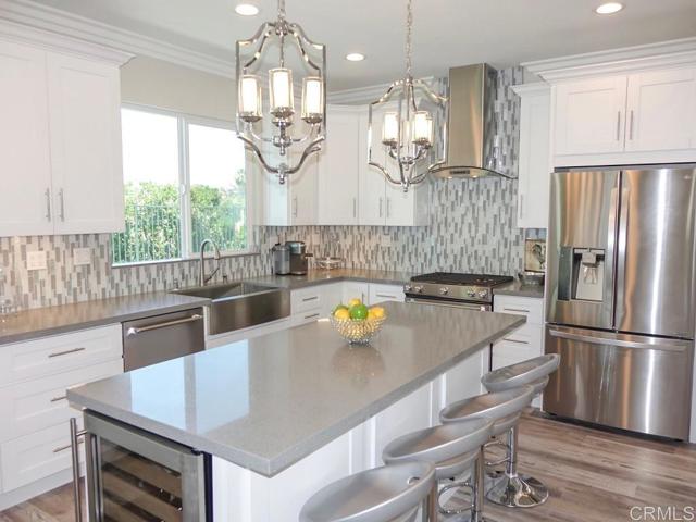 4982 Lassen Drive, Oceanside CA: https://media.crmls.org/mediaz/eb586266-6cb9-4375-a6a8-eed341cba54f.jpg
