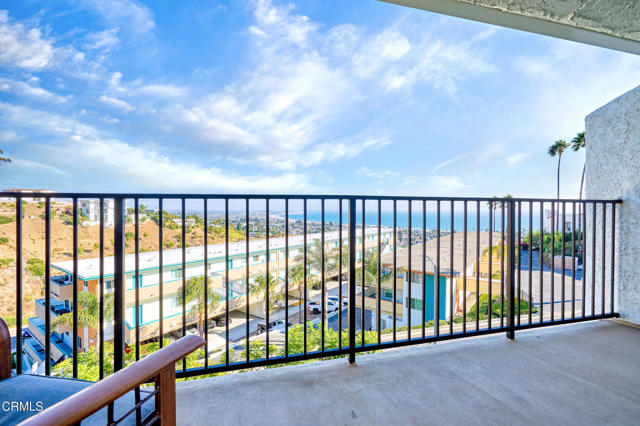 Detail Gallery Image 8 of 58 For 886 Winding Way Dr, Ventura,  CA 93001 - 2 Beds | 2/1 Baths