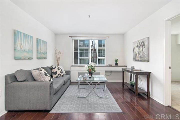1970 Columbia Street - photo 9