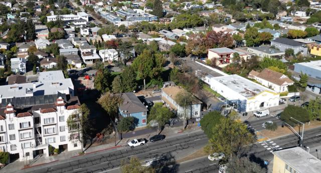 1283 University Avenue, Berkeley CA: https://media.crmls.org/mediaz/eb59907e-784f-4252-b6ff-303ed12598d9.jpg
