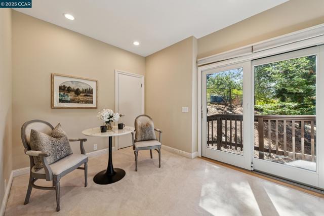 1149 Camino Vallecito, Lafayette CA: https://media.crmls.org/mediaz/eb599f0a-0514-468b-89e7-74ad981fc10b.jpg