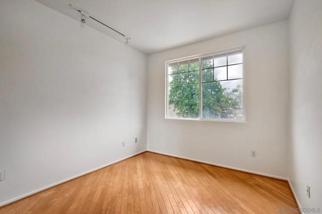 9633 West Canyon Terrace, San Diego CA: https://media.crmls.org/mediaz/eb59c75c-93f9-4115-9c77-6a16d0e6b825.jpg