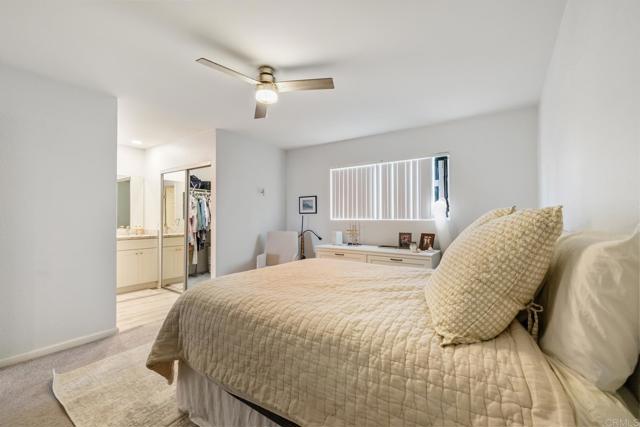 Image 12 of 40 For 2453 Newcastle Avenue