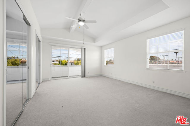 1756 Ruhland Avenue, Manhattan Beach CA: https://media.crmls.org/mediaz/eb5cbf67-c80d-4d50-b544-0ef262ee7215.jpg