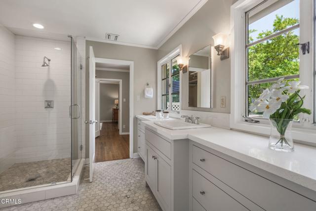 540 Woodland Road, Pasadena CA: https://media.crmls.org/mediaz/eb5d2943-6536-4369-ab04-20839eeba9c4.jpg