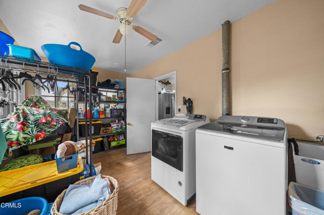 Detail Gallery Image 14 of 27 For 2304 San Marino Dr, Bakersfield,  CA 93309 - 3 Beds | 2/1 Baths