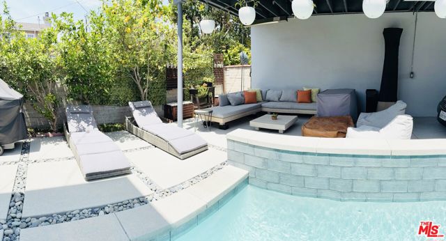 4938 Imlay Avenue, Culver City CA: https://media.crmls.org/mediaz/eb5f9c21-971b-4bb8-b205-cc24e66fae27.jpg