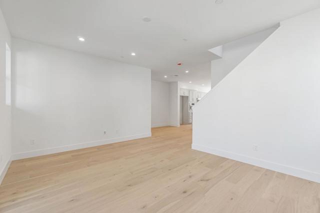 2102 Ivory Terrace, San Ramon CA: https://media.crmls.org/mediaz/eb600075-e00f-4e76-97c5-01dbdb334072.jpg